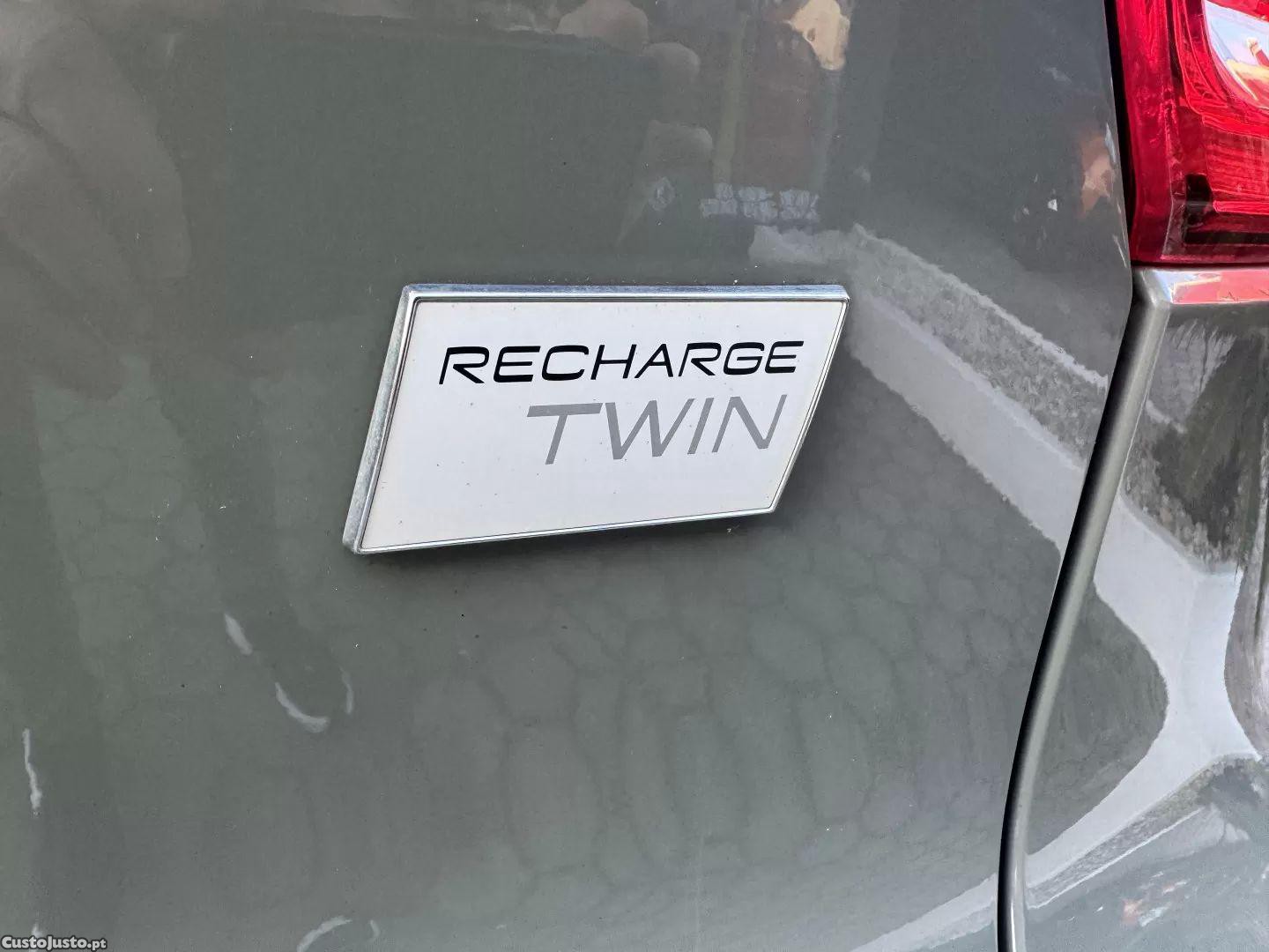 Volvo XC 40 P8 awd recharge rdesign — fotografia 4