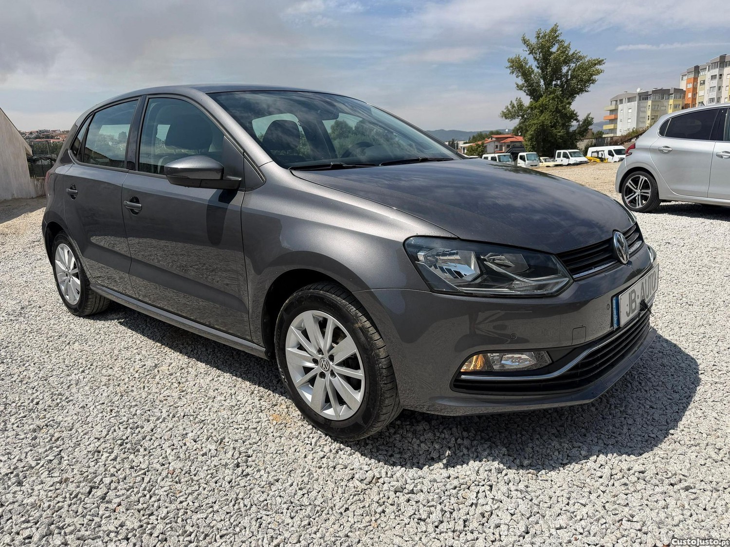 Volkswagen Polo 1.0 Confortline — fotografia 11