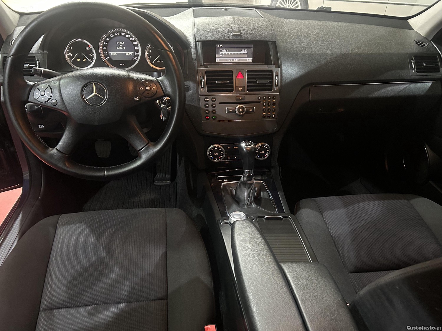 Mercedes-Benz C 180 kompressor muito bom estado 118 mês — fotografia 6