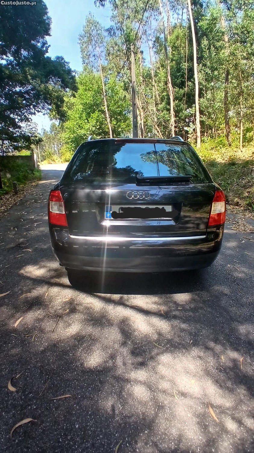 Audi A4 Avant S Line — fotografia 7