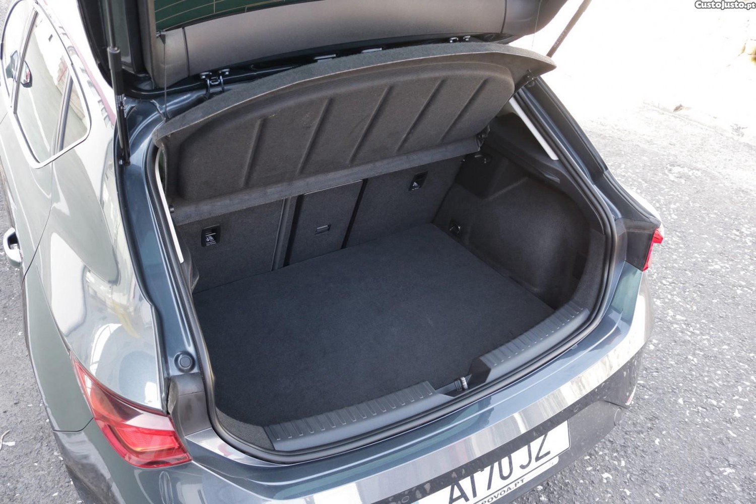 SEAT Leon 1.4 e-Hybrid Xcellence DSG 204cv — fotografia 43
