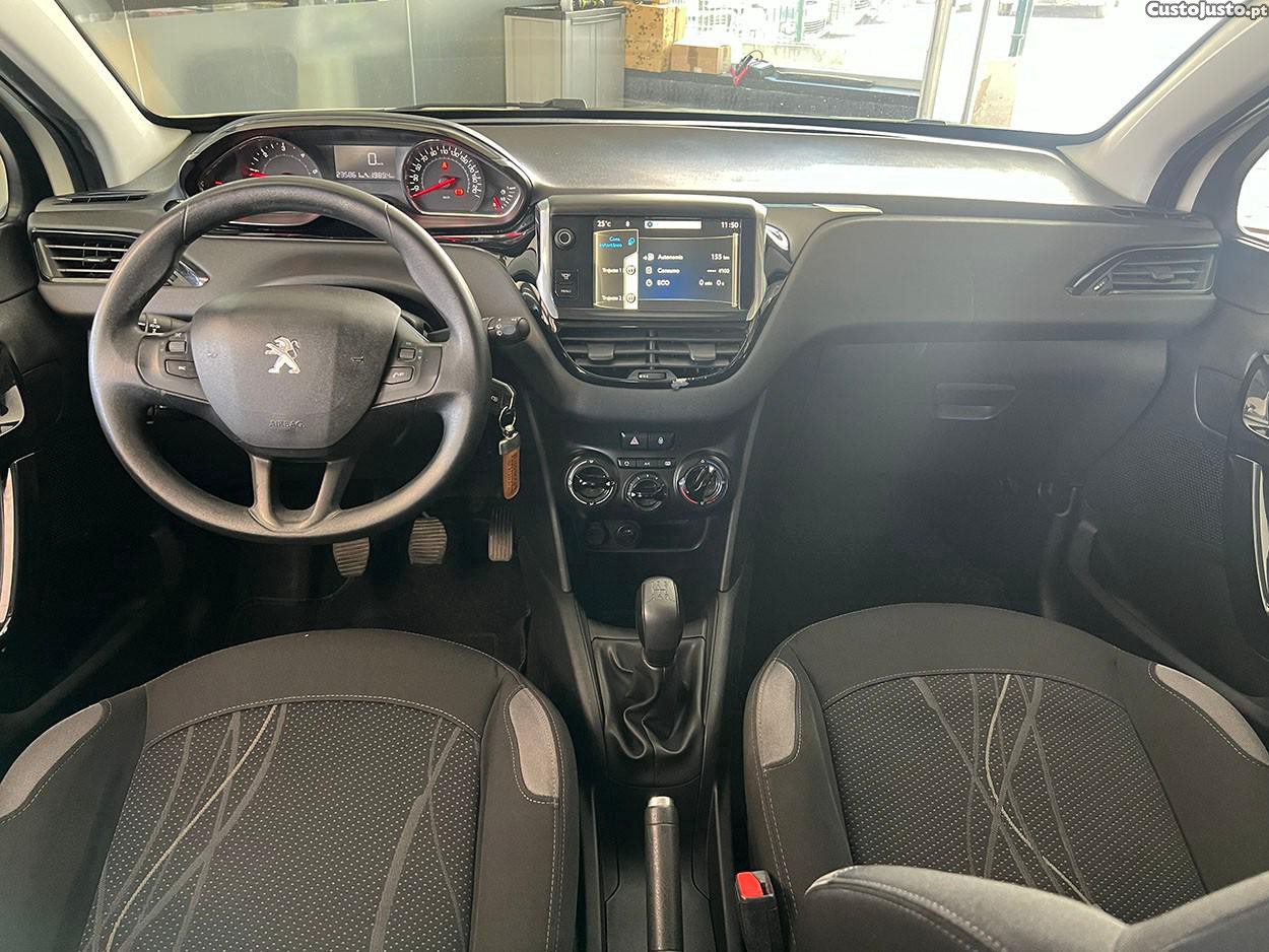 Peugeot 208 1.6 BlueHDi Active — fotografia 10