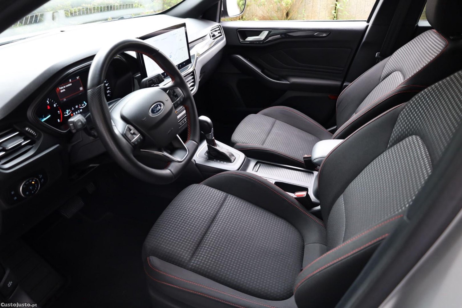 Ford Focus 1.0 EcoBoost MHEV ST-Line Aut. — fotografia 7