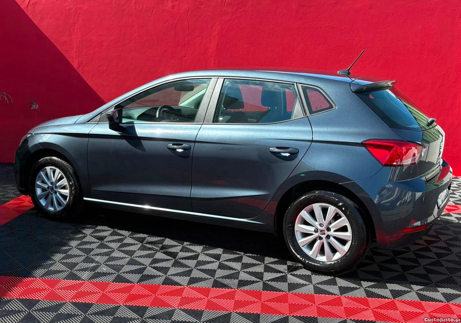 SEAT Ibiza V — fotografia 6