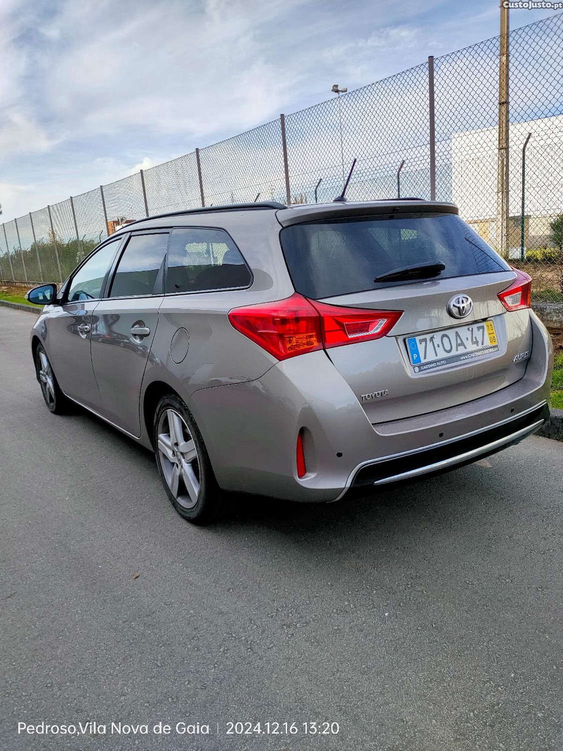 Toyota Auris 1.4 D-4D — fotografia 10