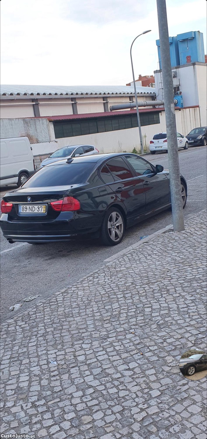 BMW 318 2000 — fotografia 3