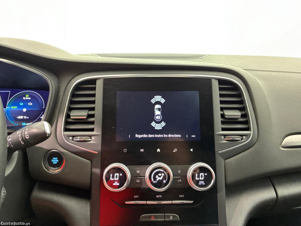 Renault Mégane Break E-Tech Plug in Business — fotografia 5