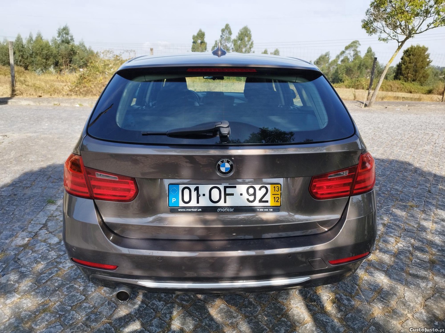 BMW 318 2.0 touring — fotografia 11