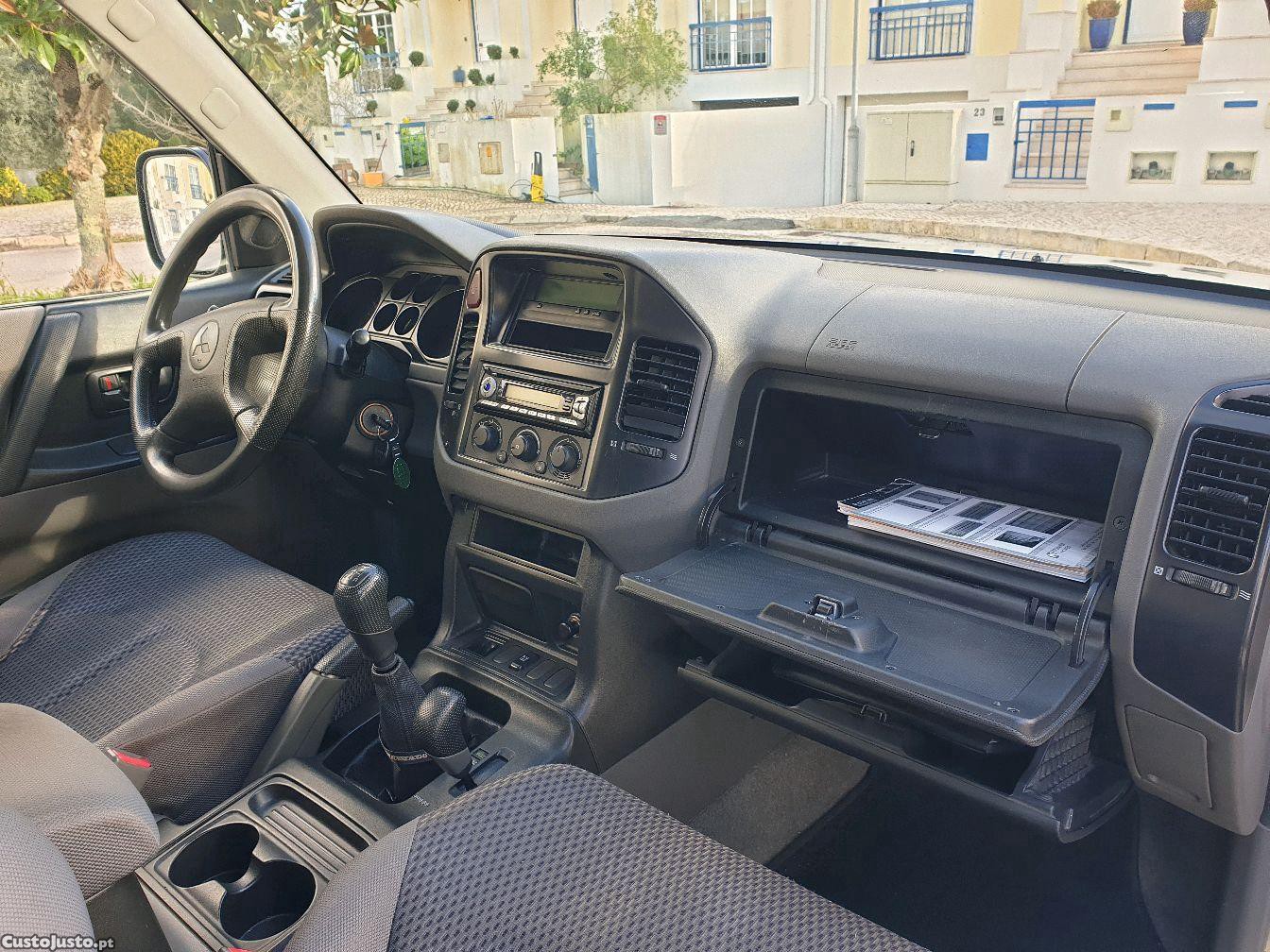 Mitsubishi Pajero 2.5 tdi V60 GLX — photo 3