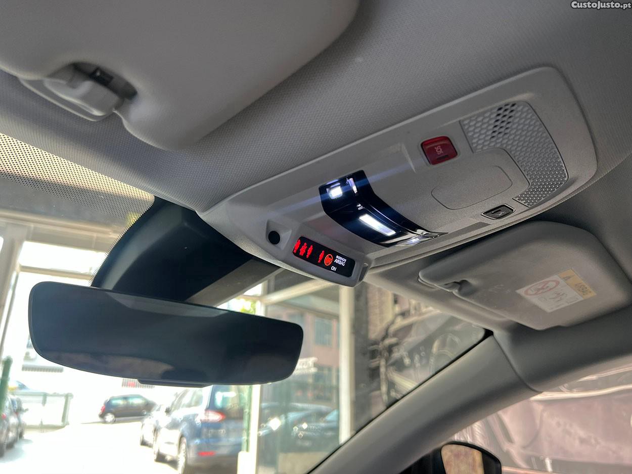 Peugeot 508 1.6 Hybrid Allure e-EAT8 — fotografia 4