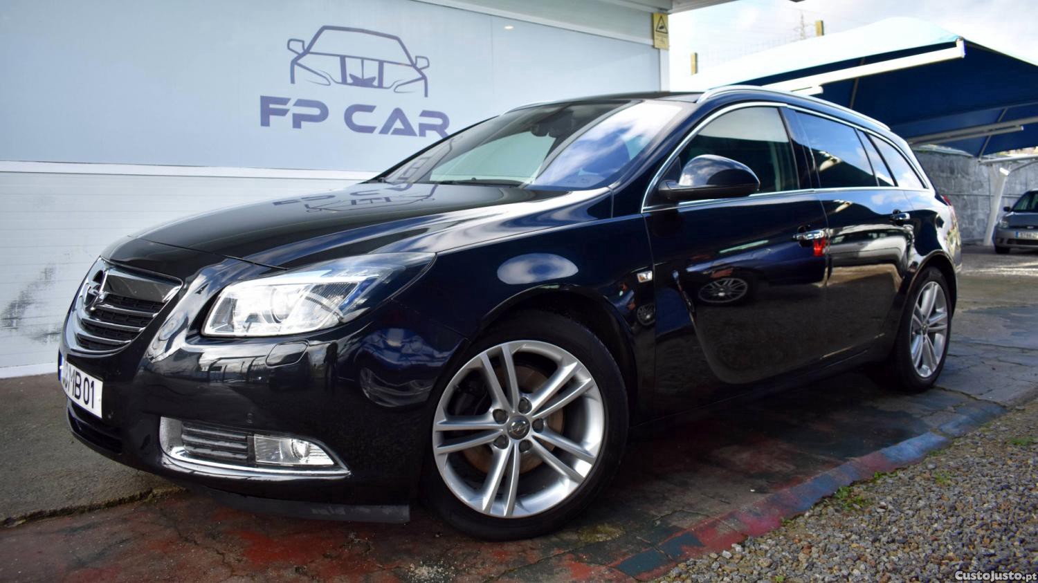 Opel Insignia Sport Tourer 2.0 CDT — fotografia 9