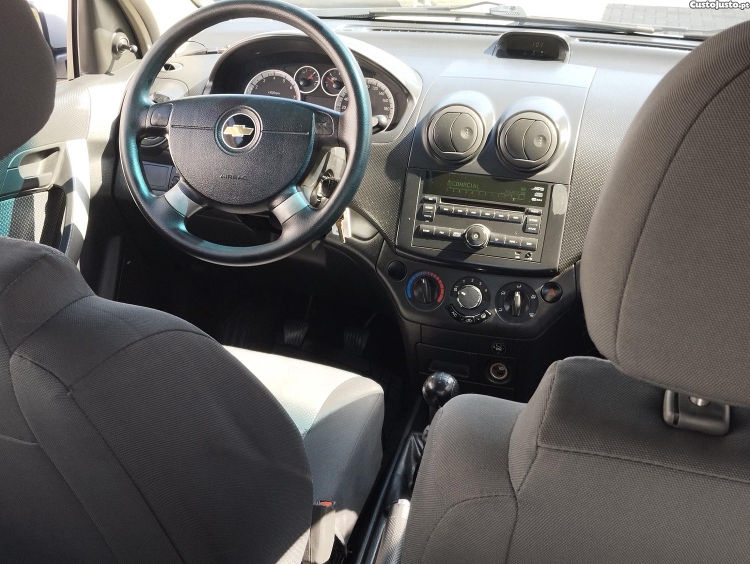 Chevrolet Aveo 1.2 4Dr Gpl — fotografia 5
