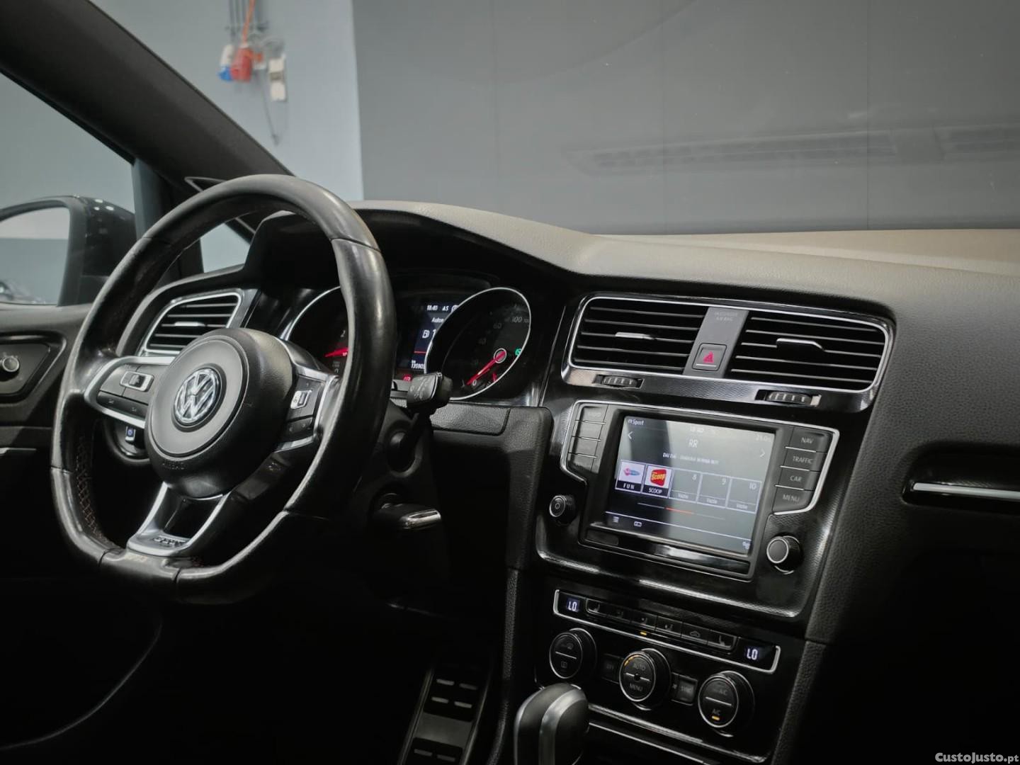 Volkswagen Golf 2.0 TSi GTi DSG Performance — fotografia 6