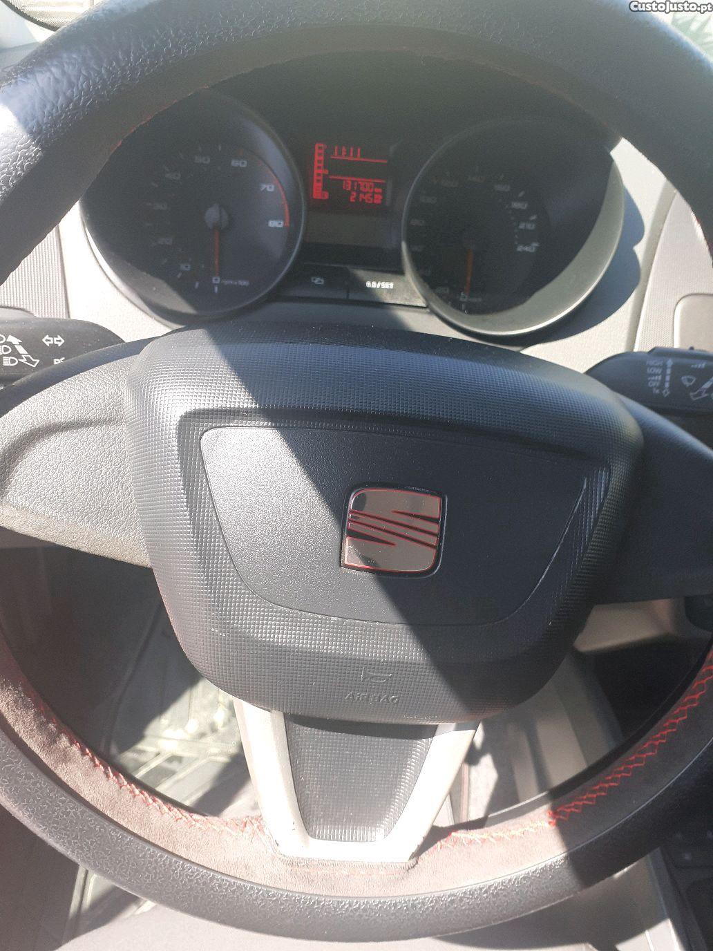 SEAT Ibiza 1.2 sc — fotografia 4