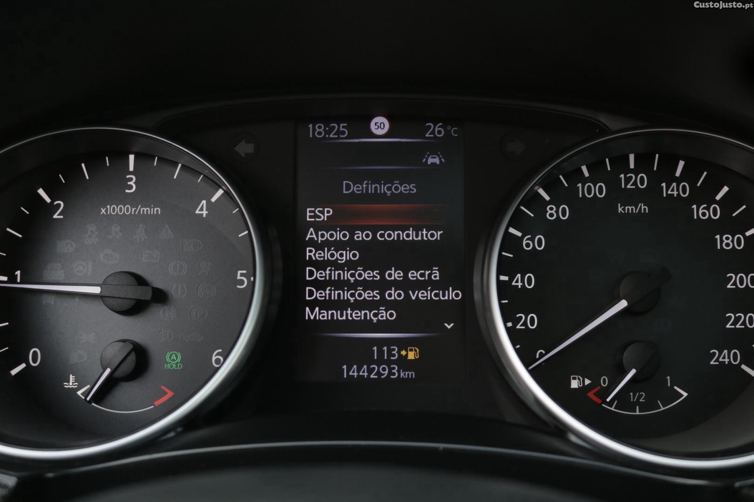 Nissan Qashqai 1.5 DCI N-Connecta 115cv — fotografia 13