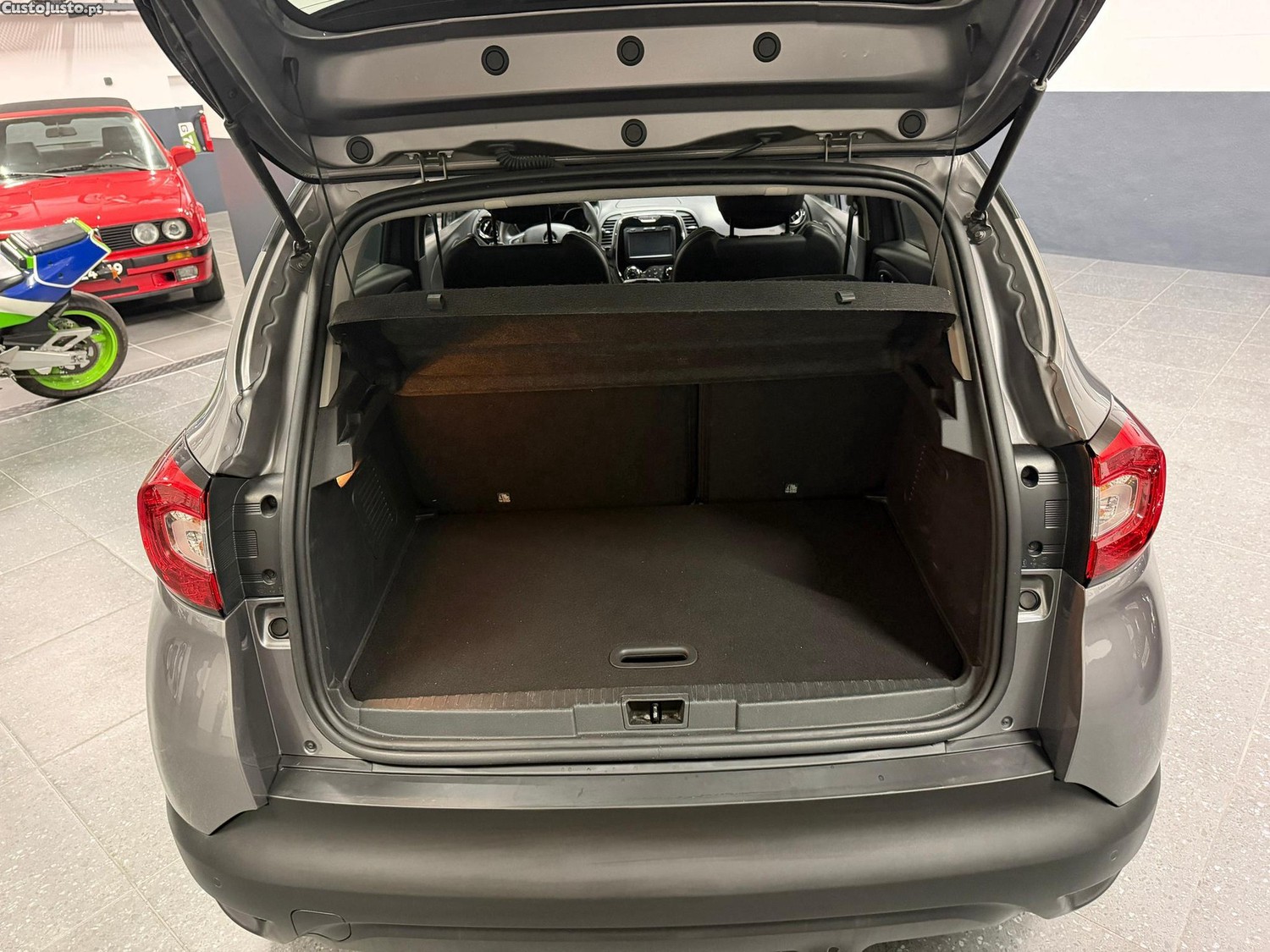 Renault Captur 1.5 dCi Exclusive — fotografia 3