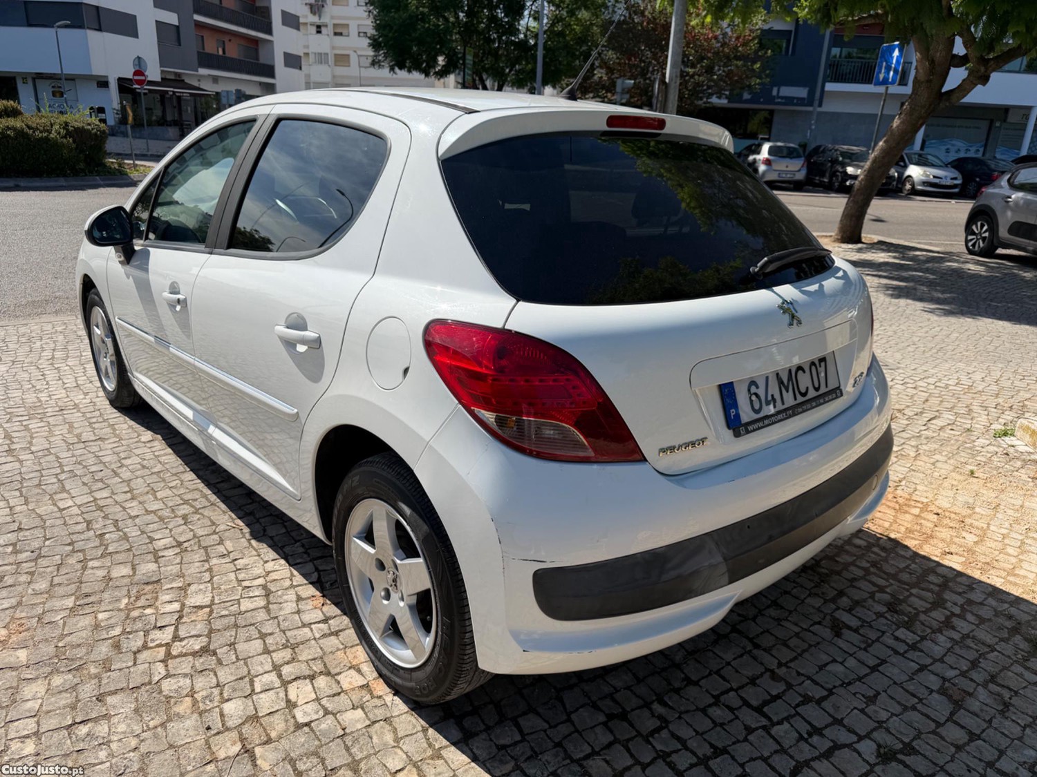 Peugeot 207 1.4 VTI Active — fotografia 15