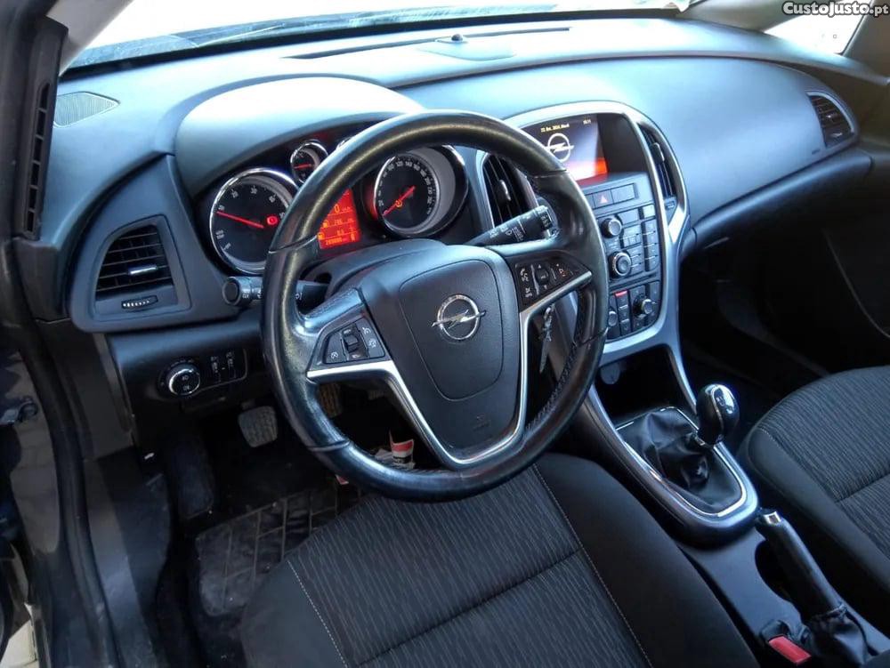 Opel Astra 1.6 CDTi (68) (81 kW / 110 cv) [02.2014 - 10.2015] - 15 foto 4