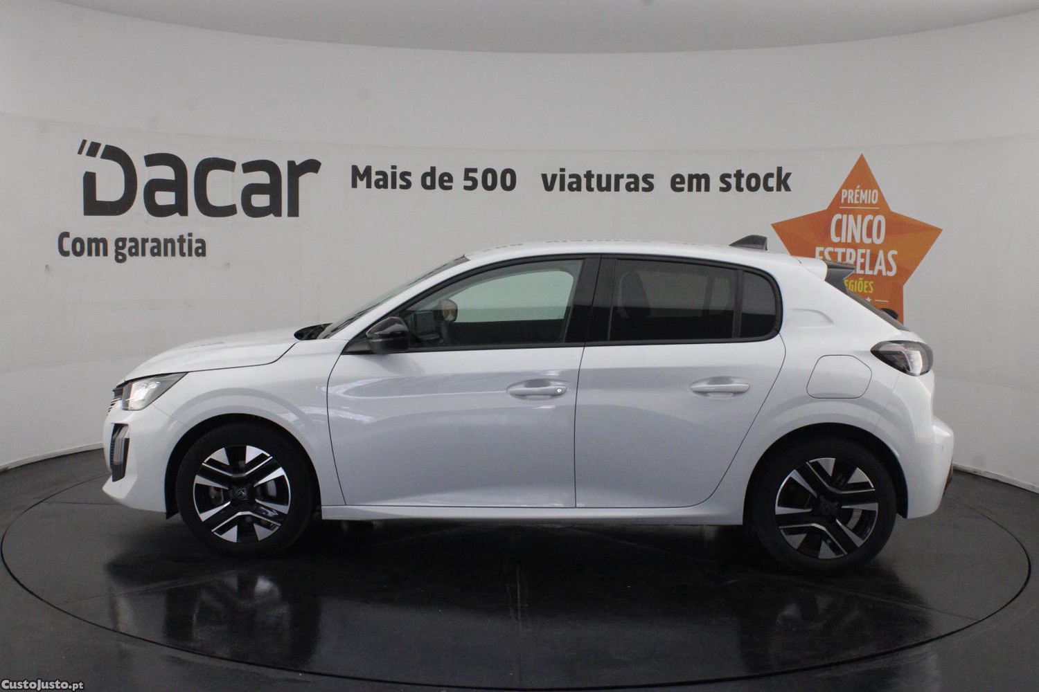 Peugeot 208 1.2 PURETECH ALLURE — fotografia 31