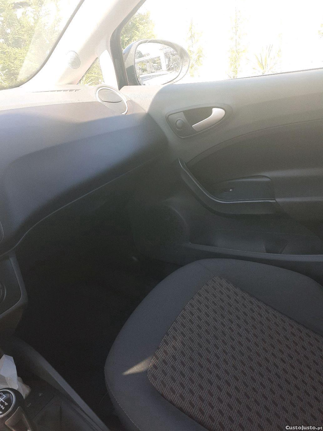 SEAT Ibiza 1.2 sc — fotografia 6