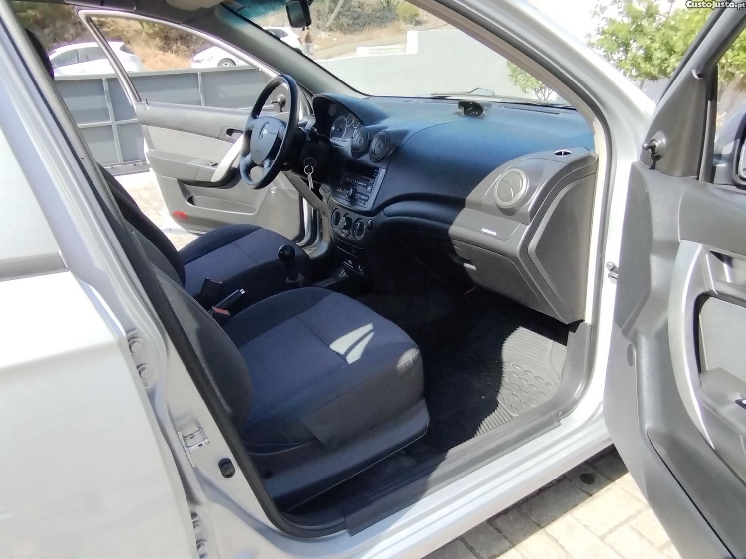 Chevrolet Aveo 1.2 4Dr Gpl — fotografia 11