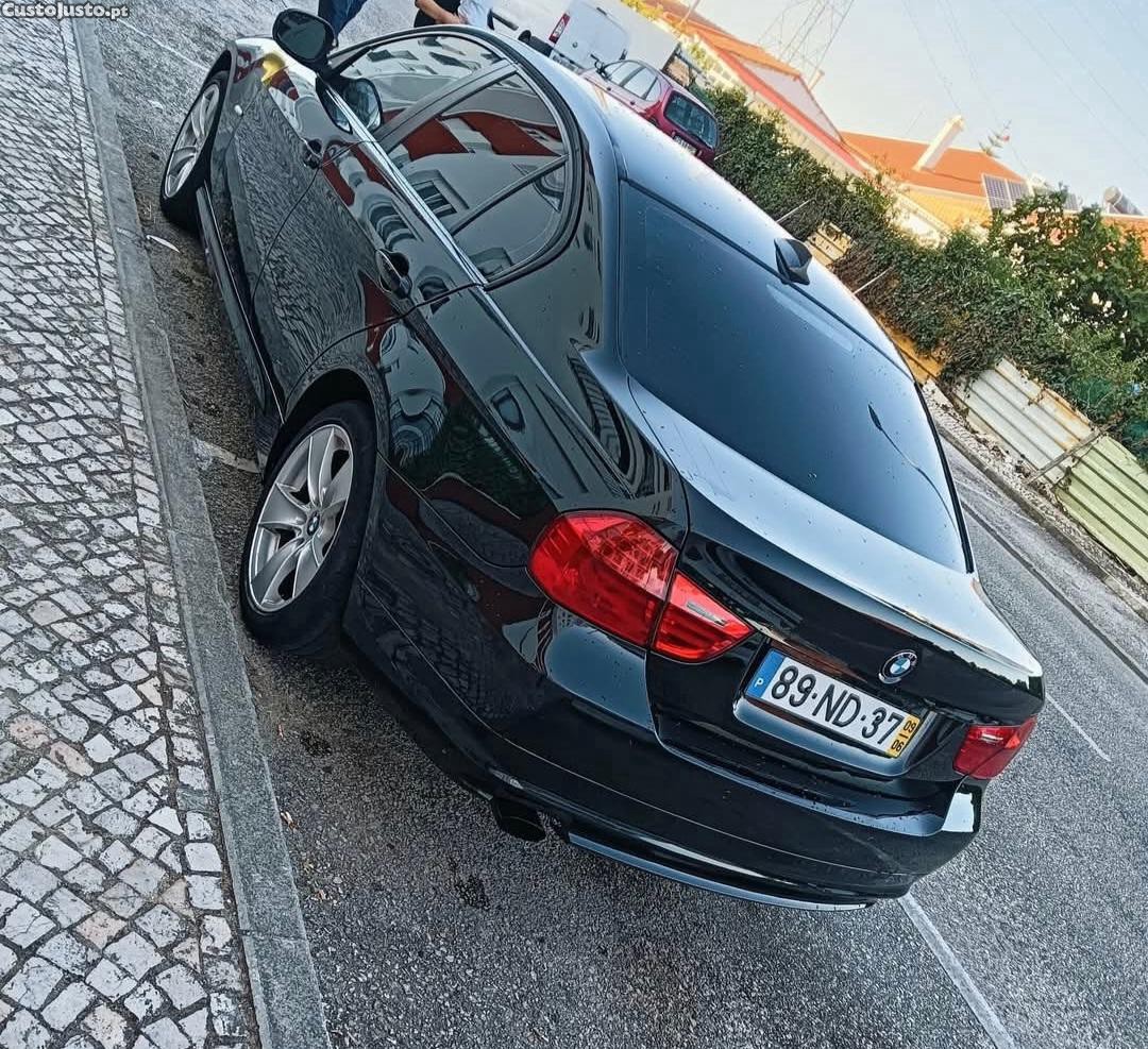 BMW 318 2000 — fotografia 7