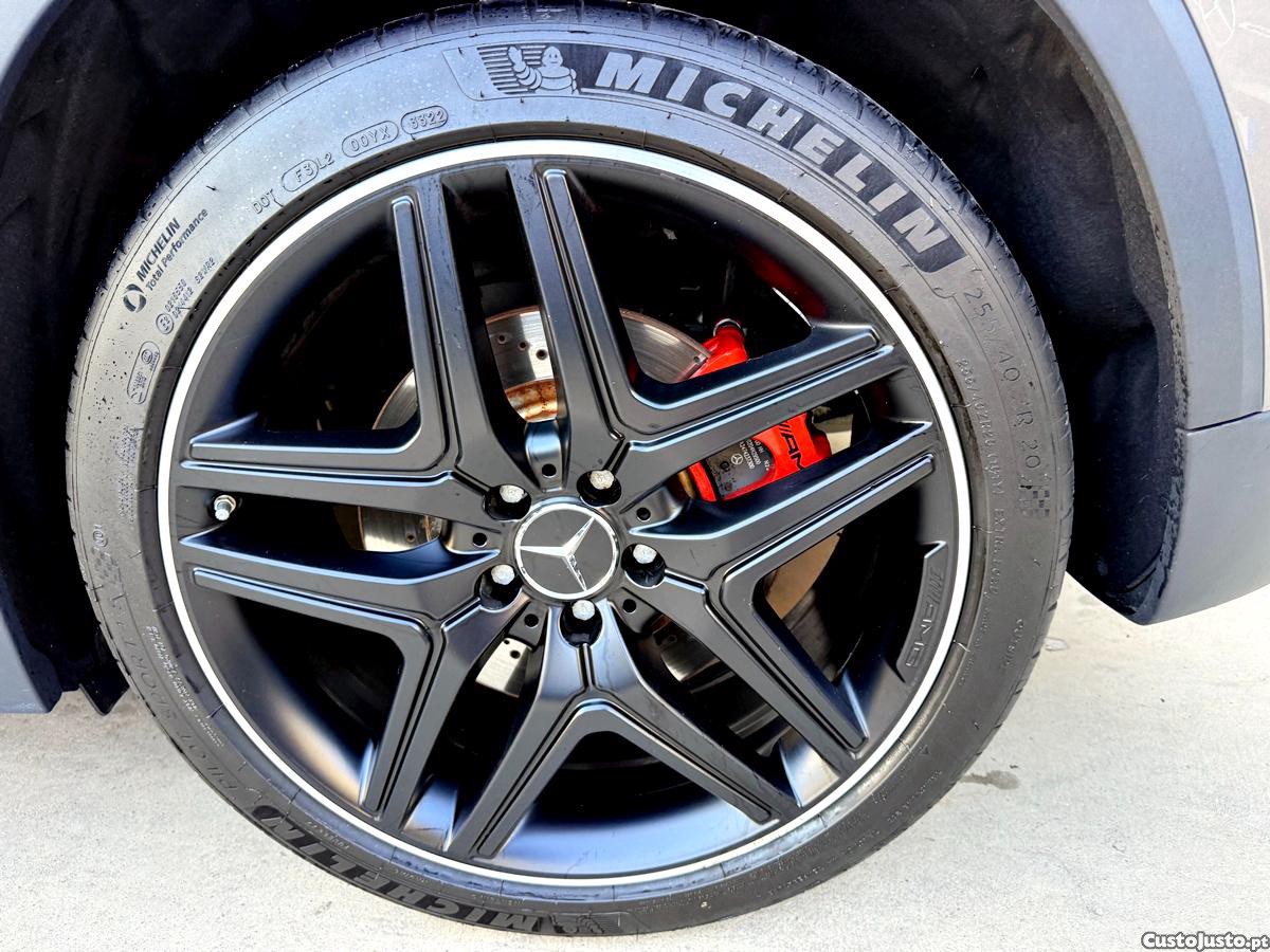 Mercedes-Benz GLA 45 AMG S Turbo 4-Matic — fotografia 9