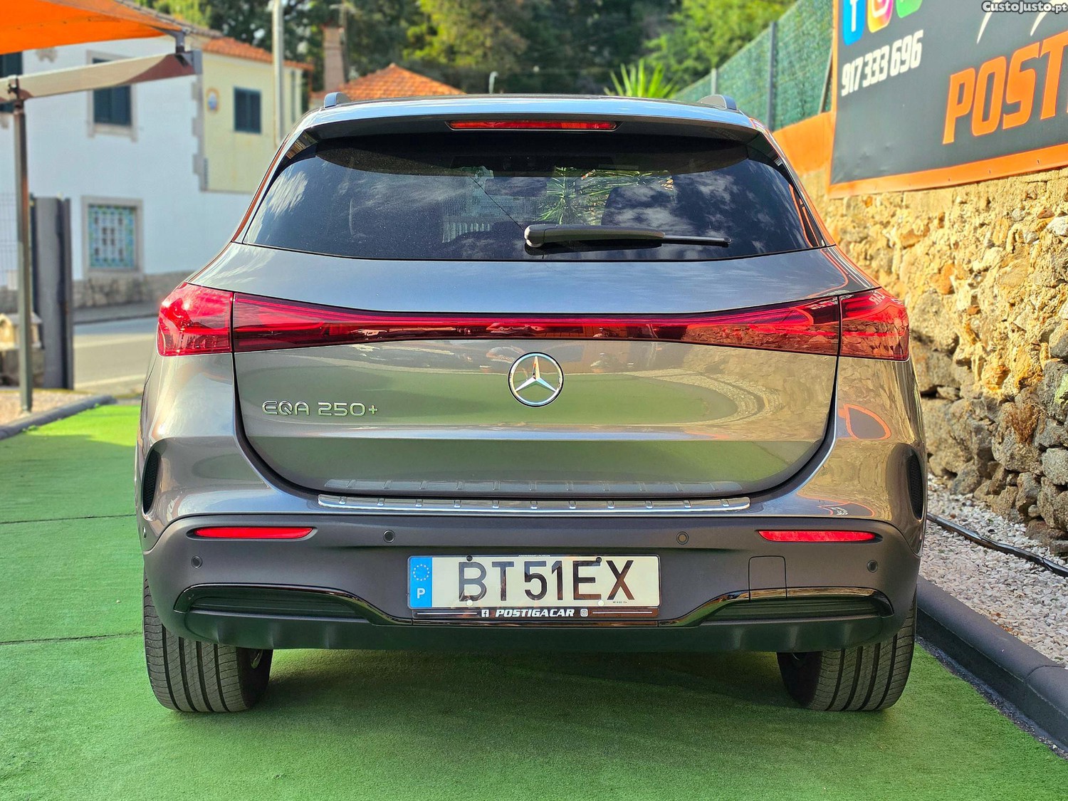 Mercedes-Benz EQA AMG — fotografia 13