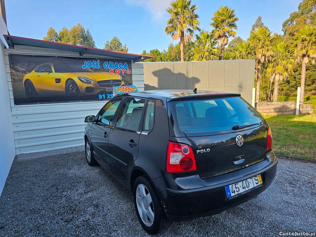 Volkswagen Polo 1.2i 12v 65cv 06/2002 — fotografia 9