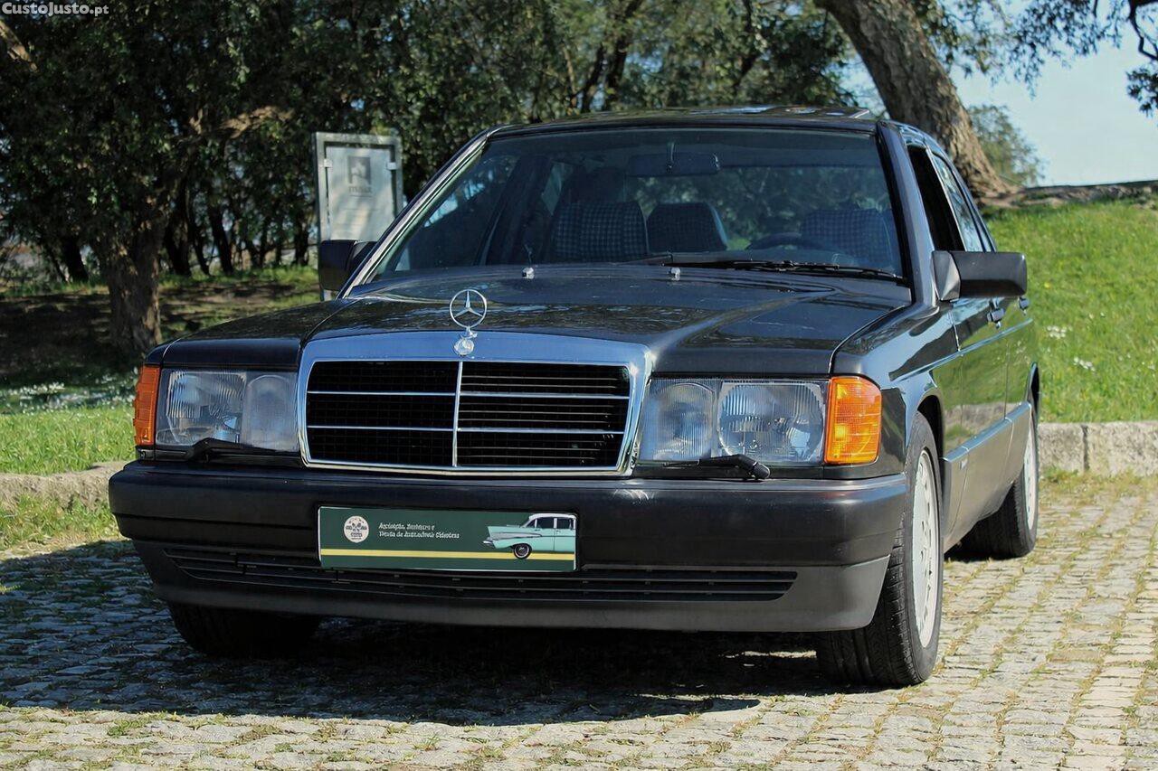 Mercedes-Benz 190 E 2.6 — fotografia 16