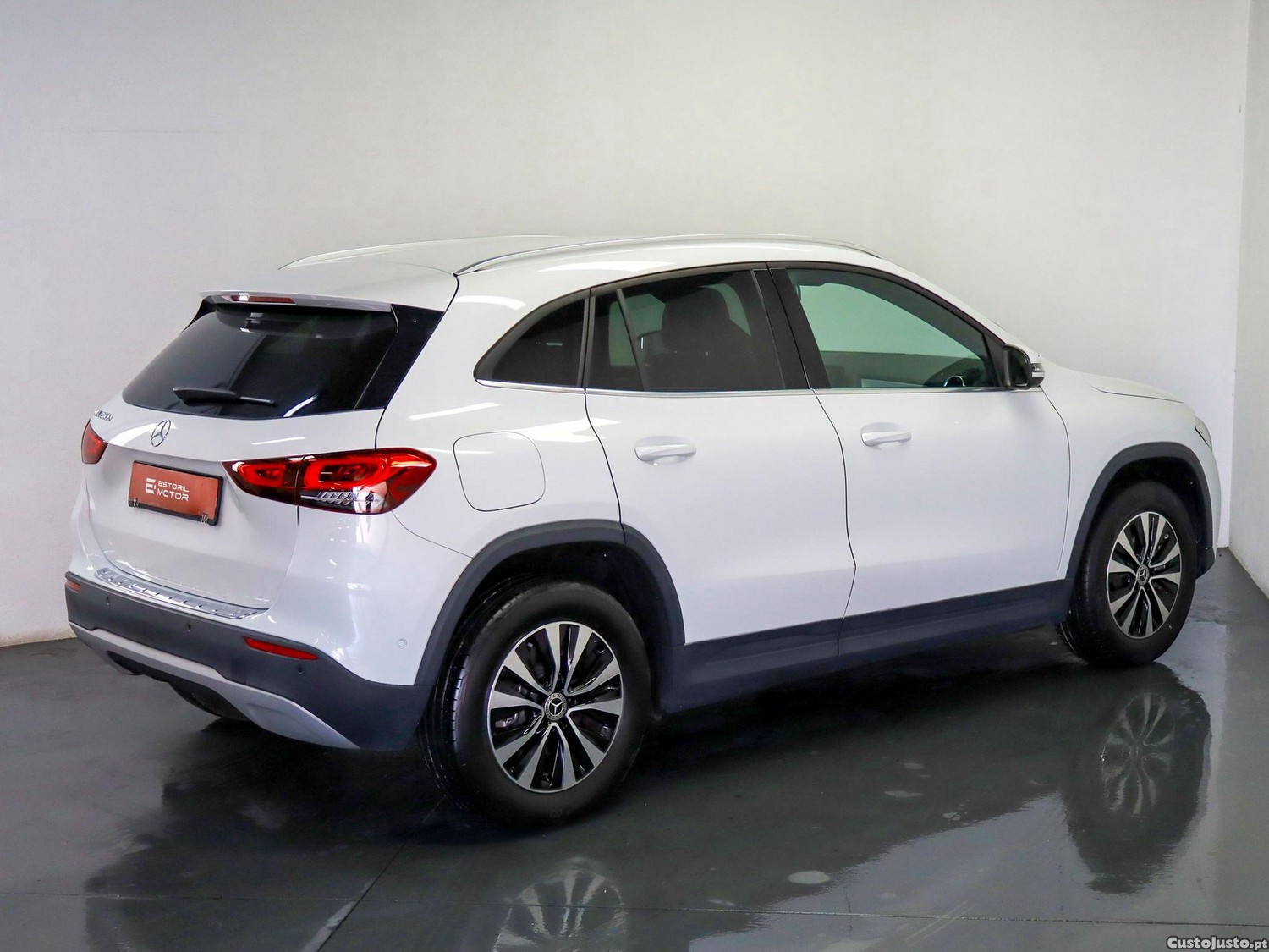 Mercedes-Benz GLA 250 e Style — fotografia 22