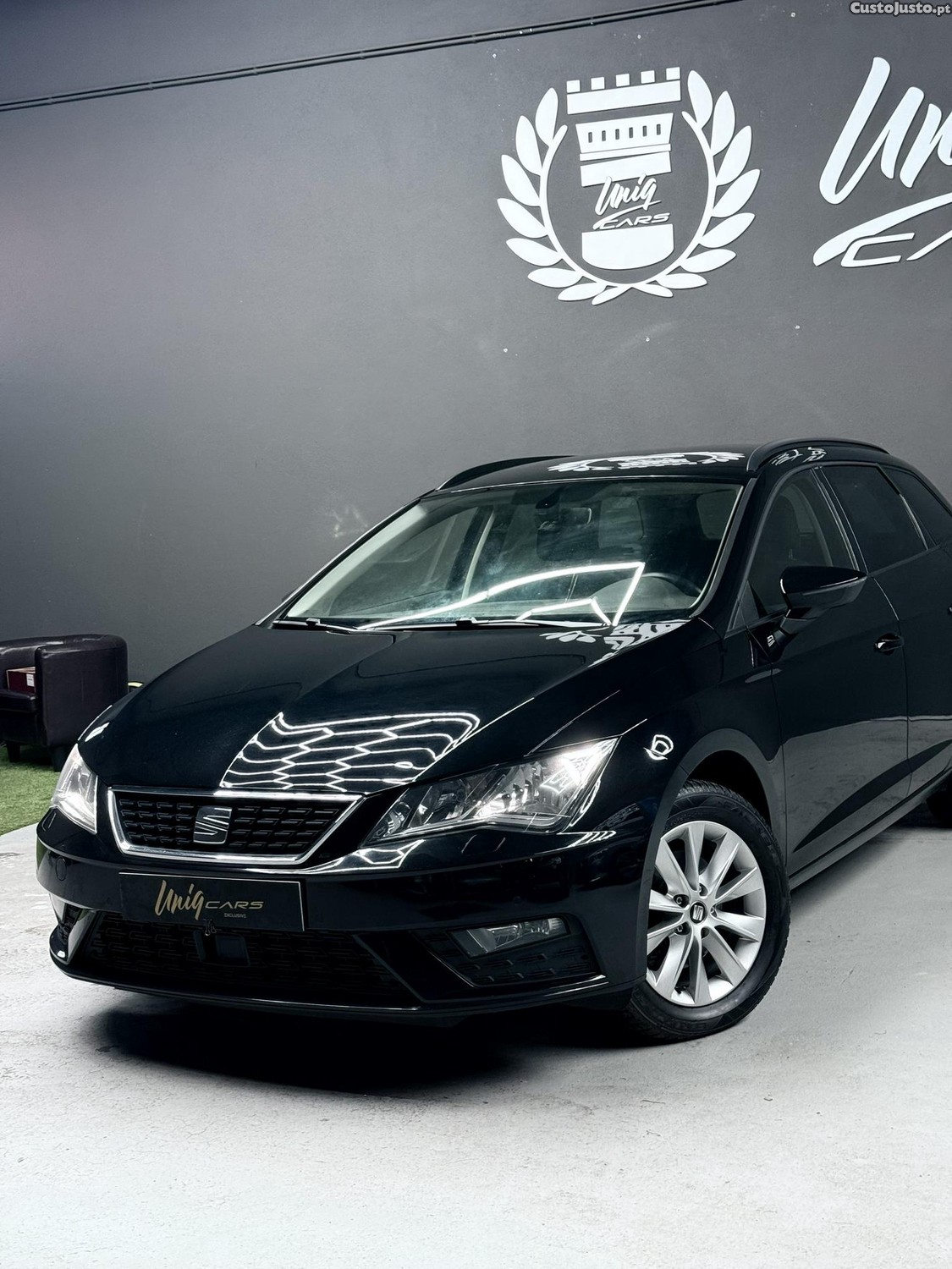 SEAT Leon 1.6 tdi — fotografia 17