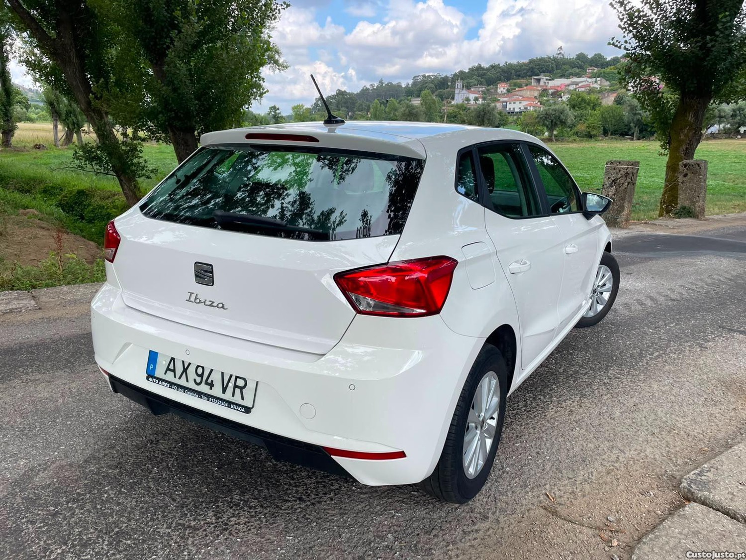 Seat Ibiza 1.0 TSI — photo 5