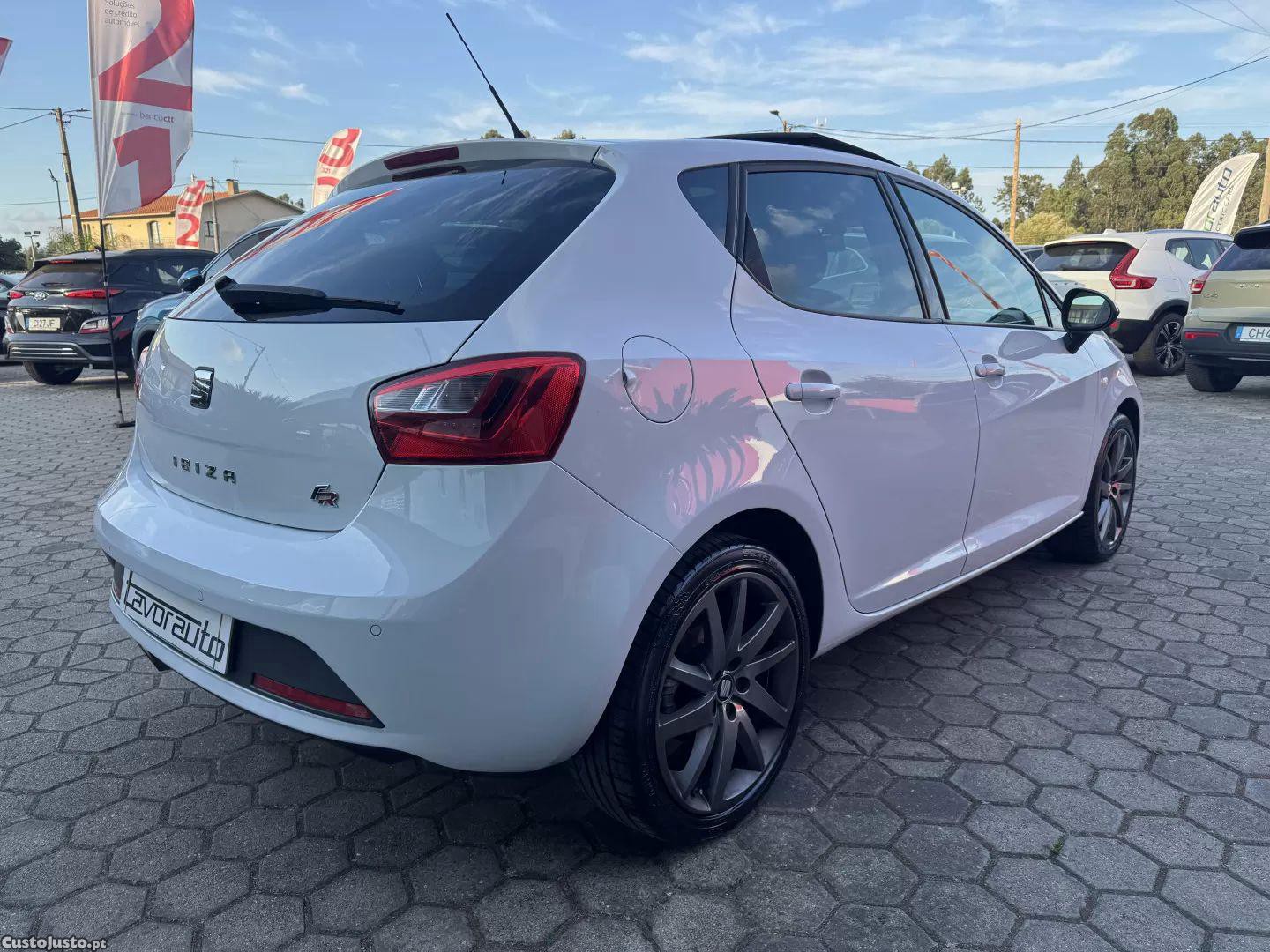 SEAT Ibiza 1.6 tdi fr — fotografia 25
