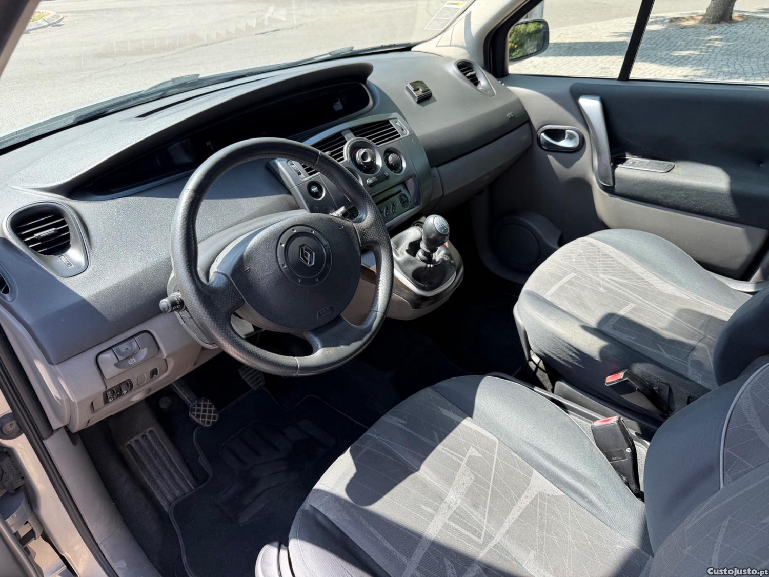 Renault Scénic 1.5 DCI DYNAMIQUE — fotografia 7