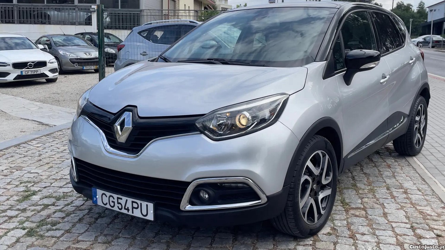 Renault Captur 1.5 dCi Exclusive — fotografia 17