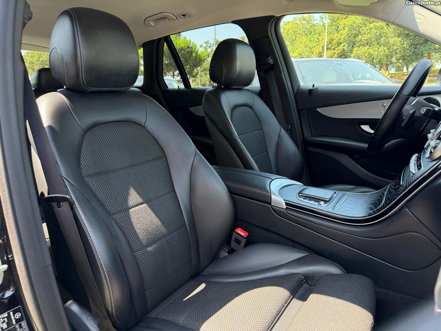 Mercedes-Benz GLC 300 de 4Matic — fotografia 12