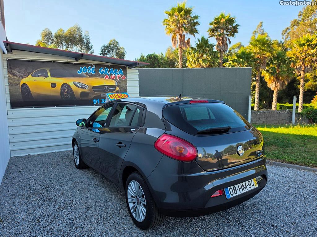 Fiat Bravo 1.6JTdm 105cv 180.000km 03/2009 — fotografia 10