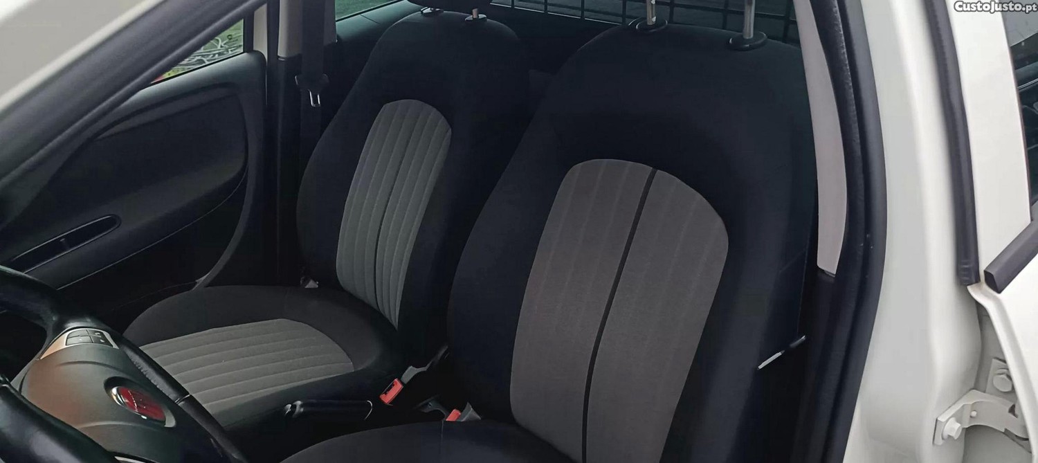 Fiat Punto 1.3 m-jet easy s&s — fotografia 12