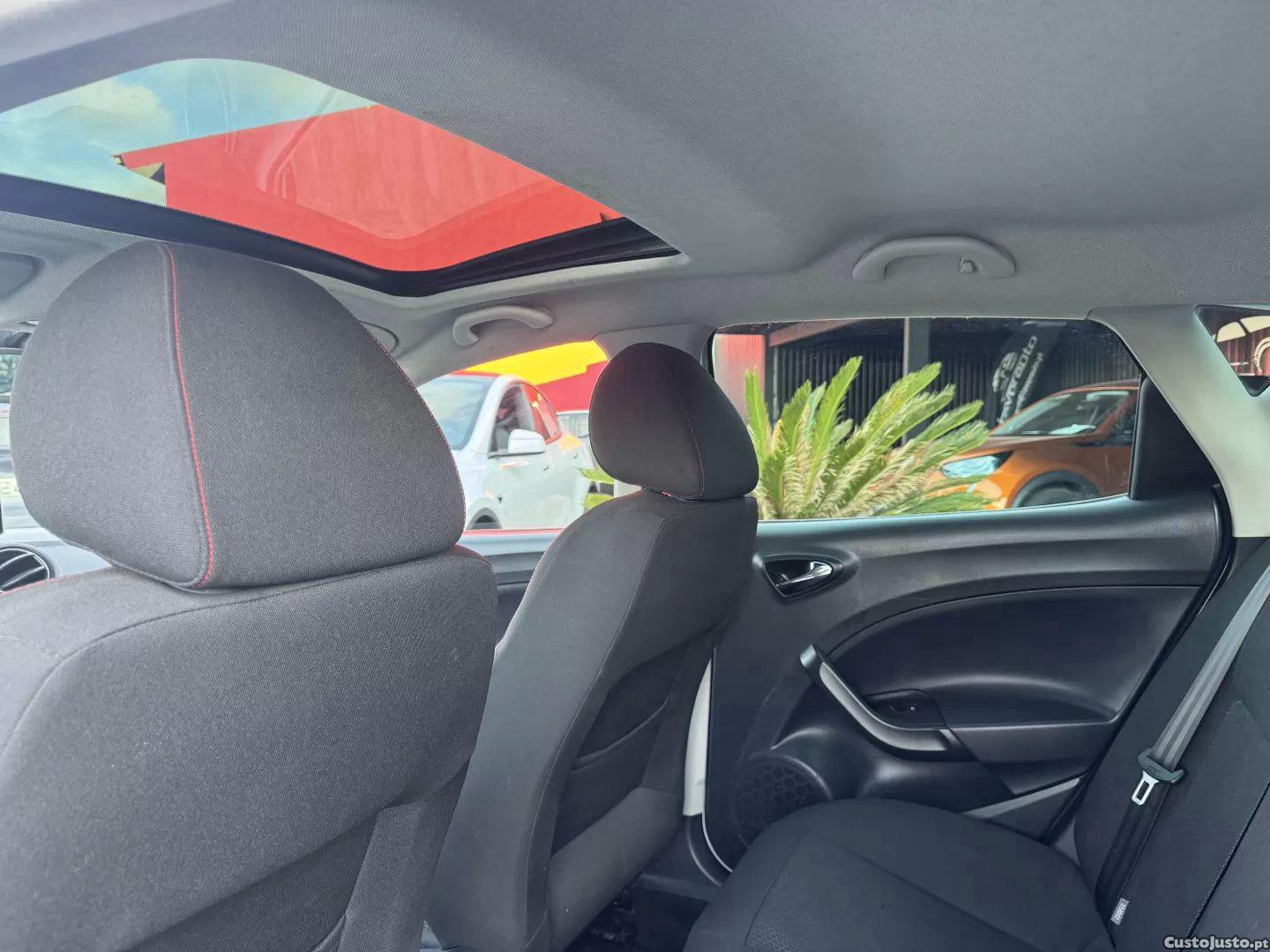 SEAT Ibiza 1.6 tdi fr — fotografia 16