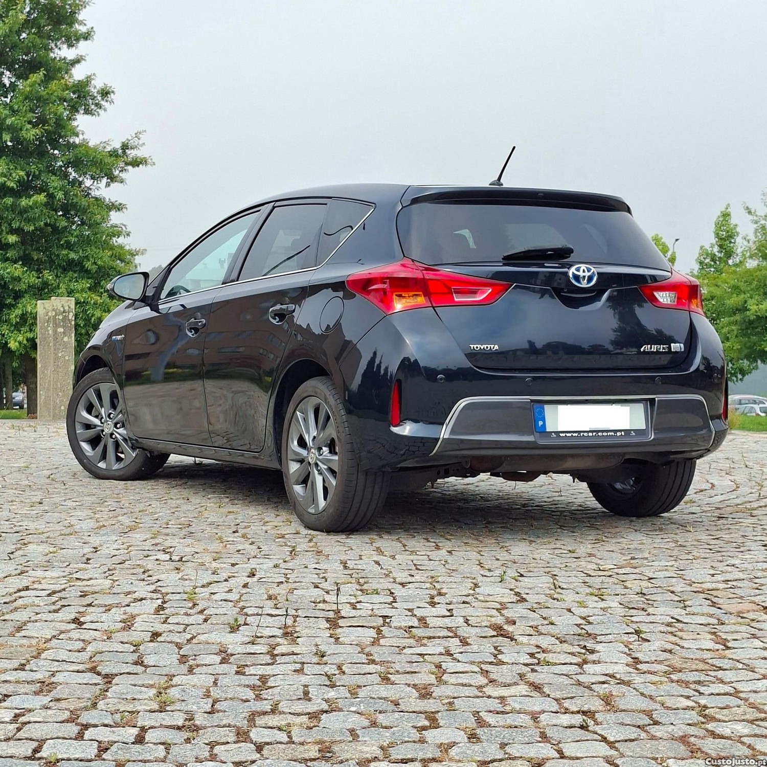 Toyota Auris 1.8 HSD Exclusive — fotografia 23