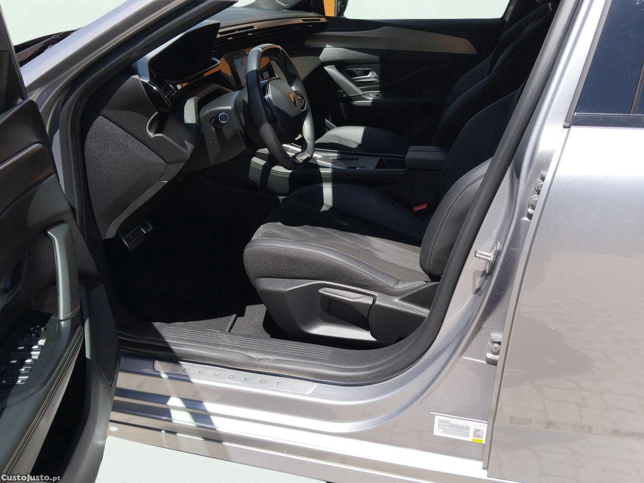 Peugeot 308 1.2 PureTech GT EAT8 — fotografia 8
