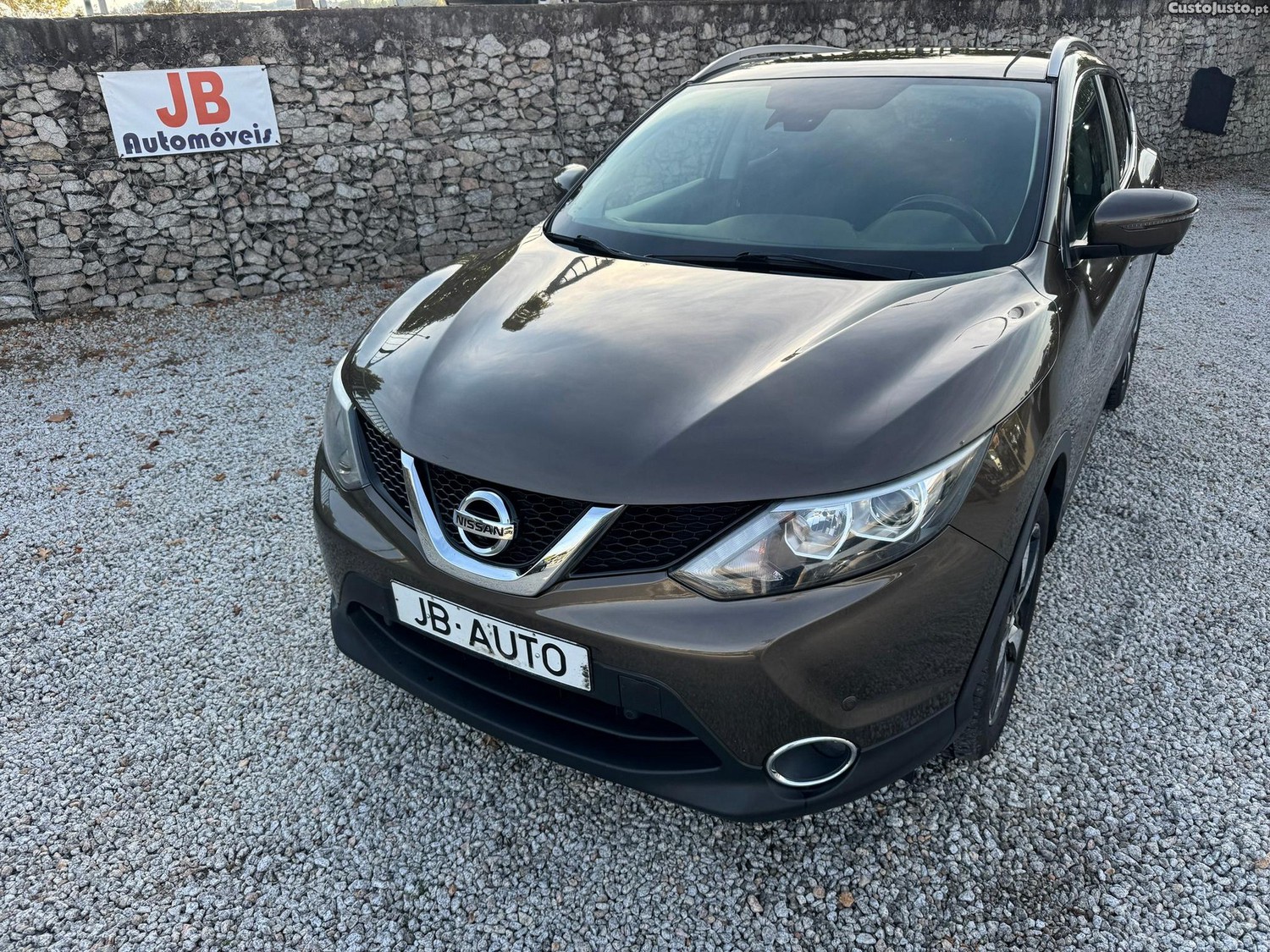 Nissan Qashqai 1.5 dCi N-Connecta 18 — fotografia 15