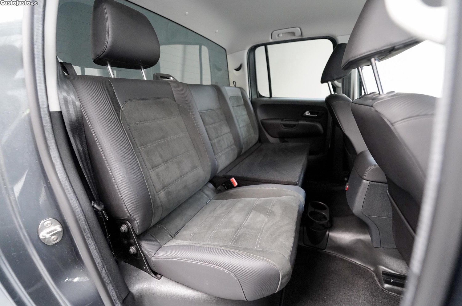 Volkswagen Amarok 3.0 TDi Highline Auto. — fotografia 20