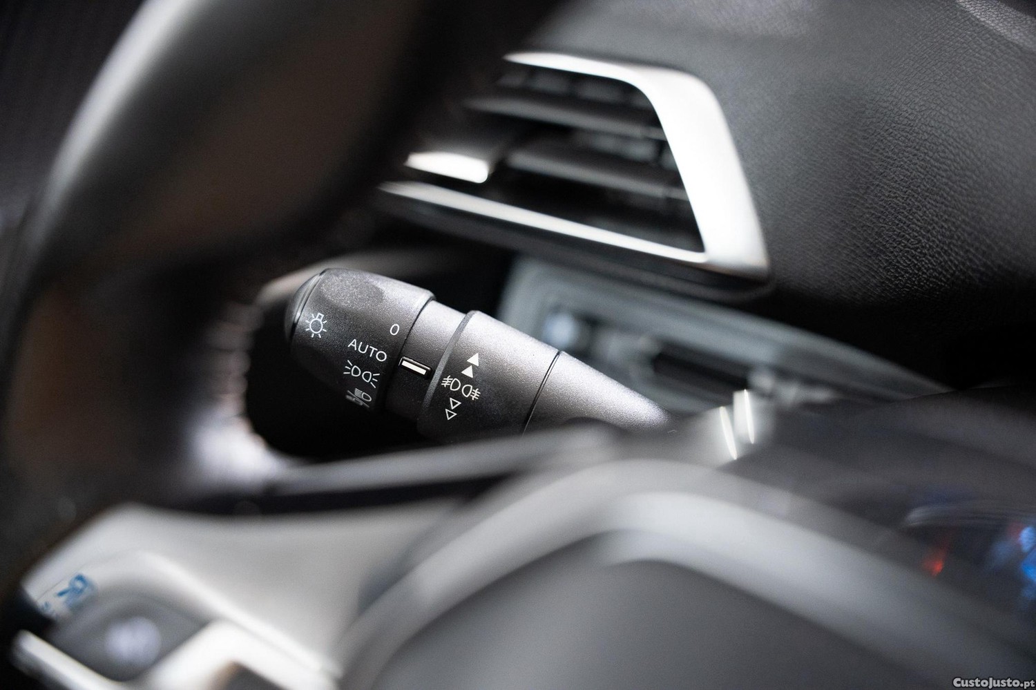 Peugeot 3008 1.2 PureTech Active — fotografia 7