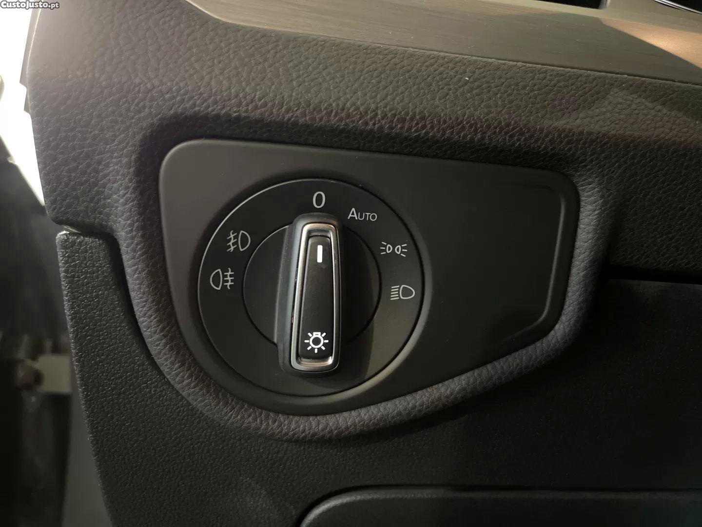 Volkswagen Touran Other_outro — fotografia 4