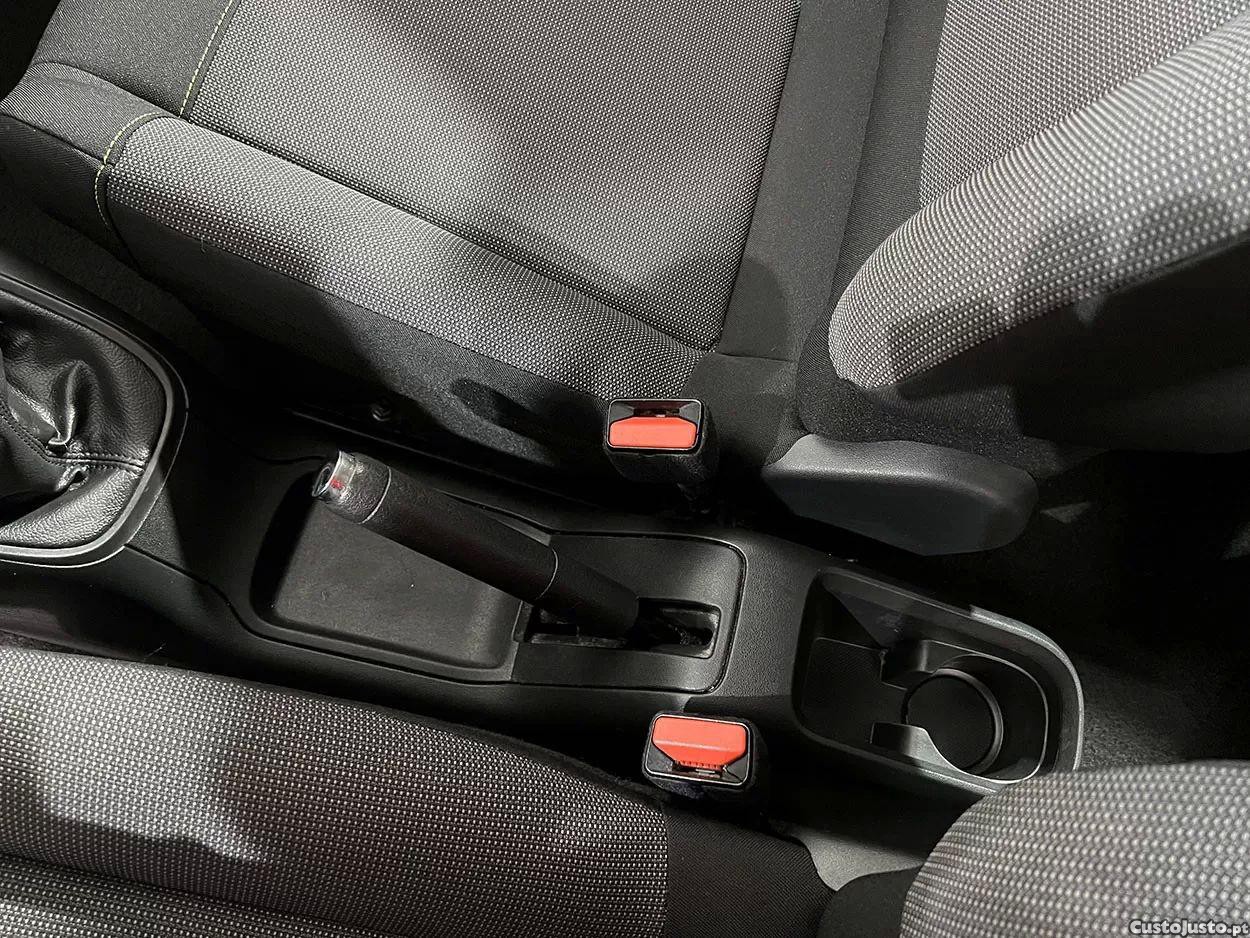 Citroën C3 1.2 PureTech Feel — fotografia 8