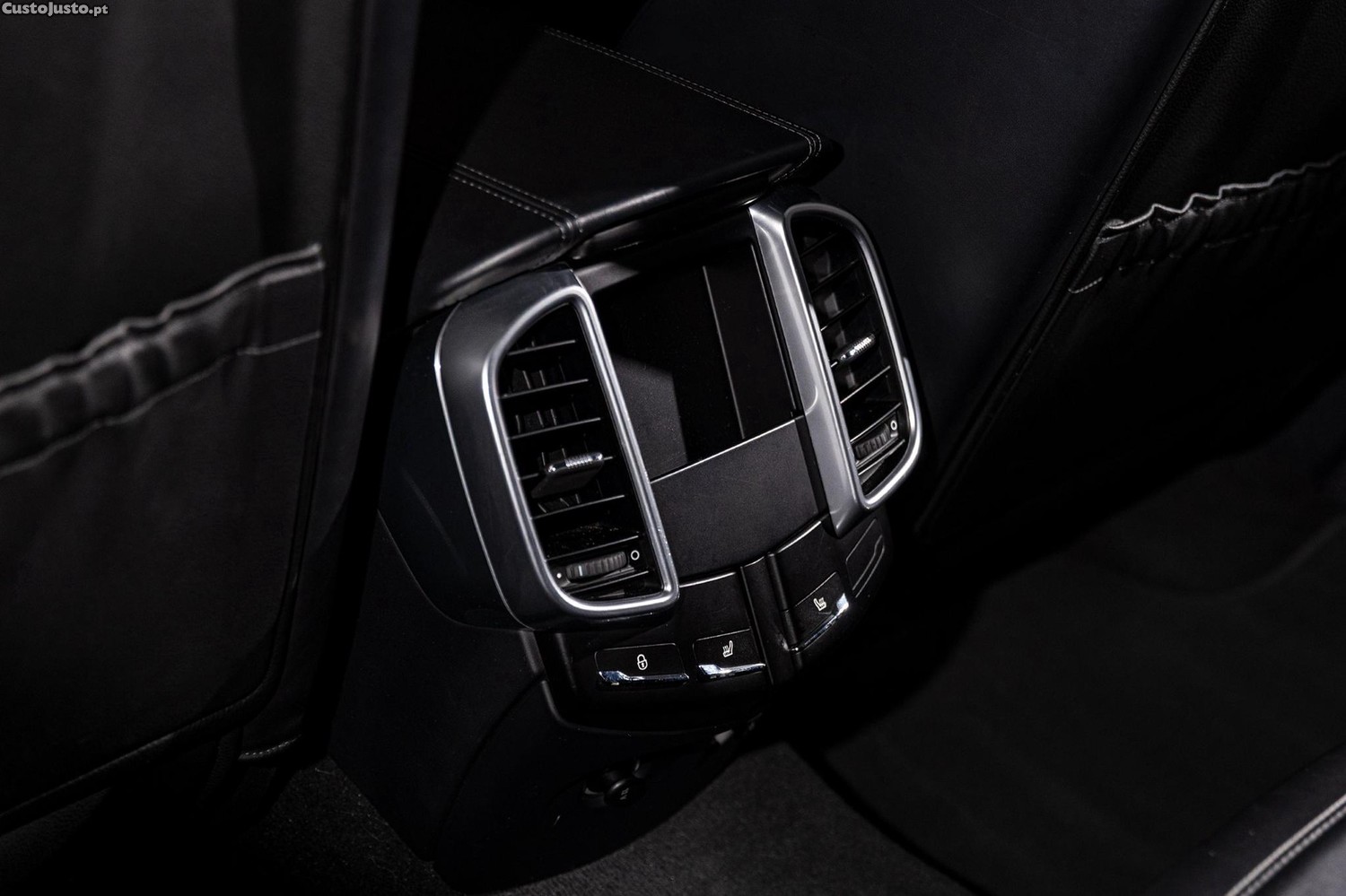 Porsche Cayenne S E-Hybrid — fotografia 4