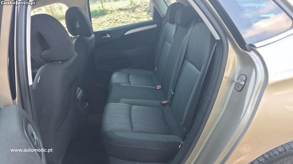 Citroën C4 1.6 HDi Exclusive — fotografia 7