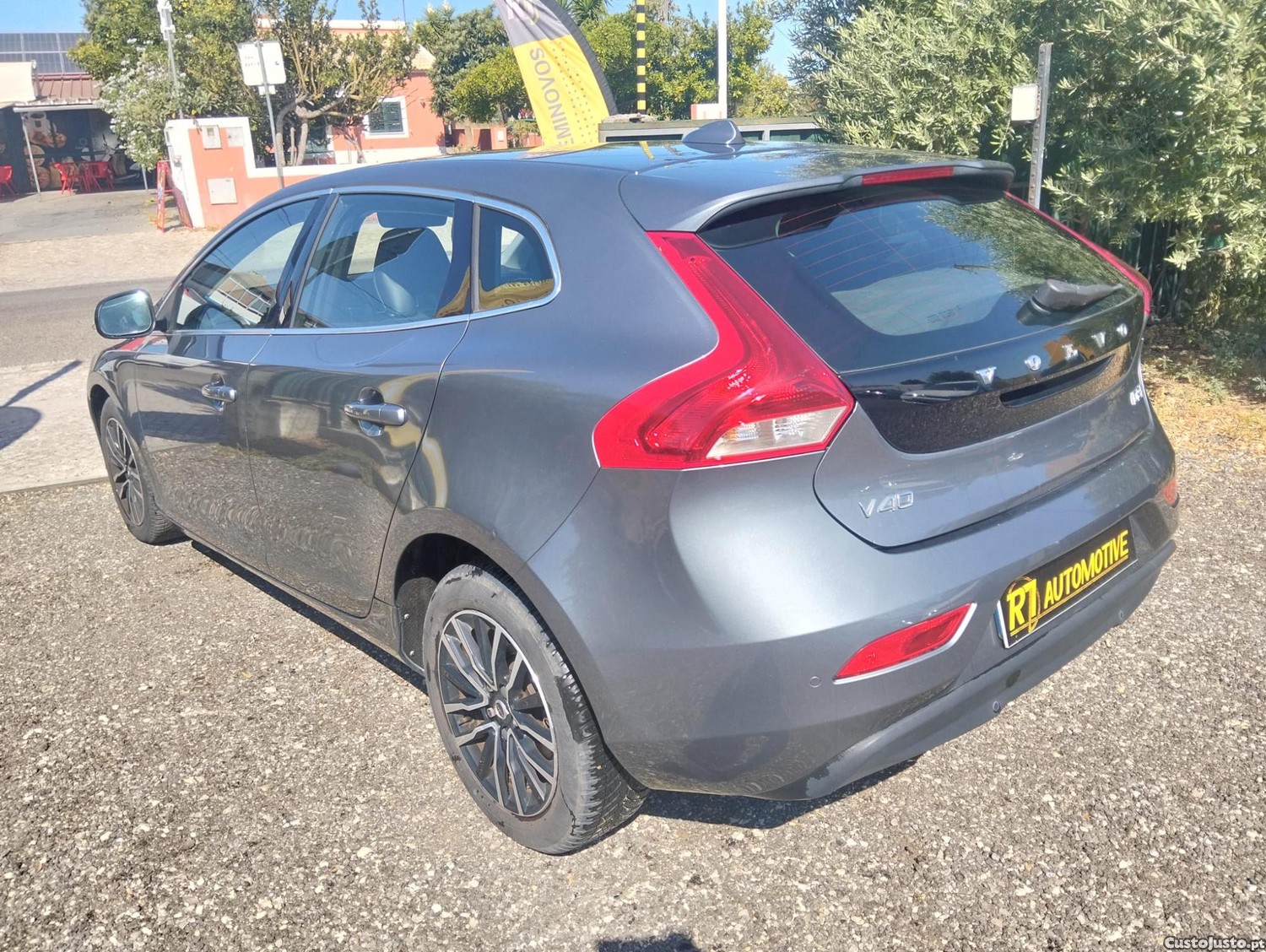 Volvo V40 D2 Inscription — fotografia 8